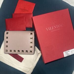 Authentic Valentino Rockstud Taupe Leather Silver Studded Wallet Dust Cover/Box